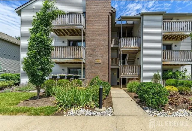 $1,725 | 1801 Ravens Crest Drive, Plainsboro, NJ 08536