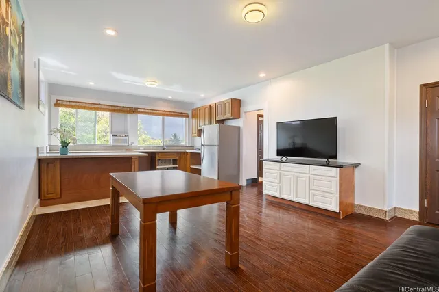 $2,949,900 | 41-51 Hinalea Street, Waimanalo, HI 96795