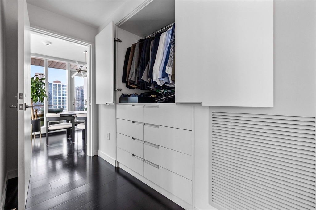 150 Seaport Boulevard, Unit 14B Boston, MA 02210 - Photo 22 of 42 a view of a living room