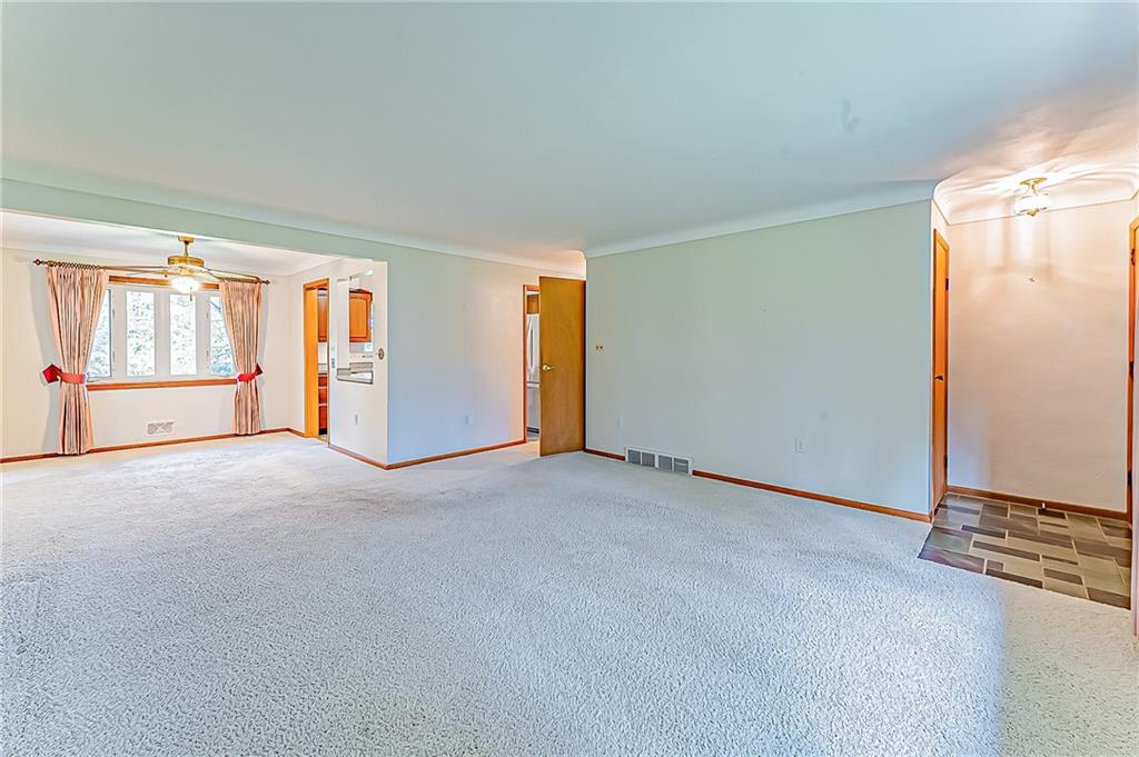 317 Hemlock Road Trafford, PA 15085 - Photo 15 of 25 Gallery Image 15