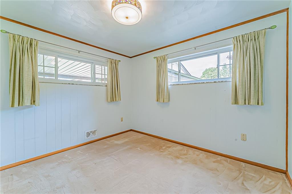 317 Hemlock Road Trafford, PA 15085 - Photo 18 of 25 Gallery Image 18