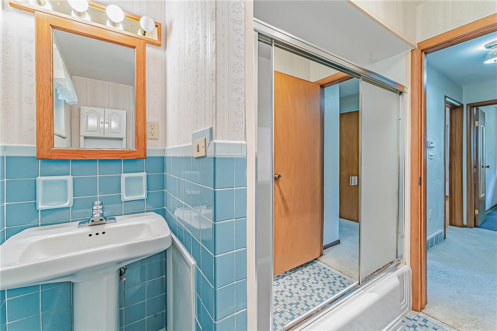 317 Hemlock Road Trafford, PA 15085 - Photo 19 of 25 Gallery Image 19