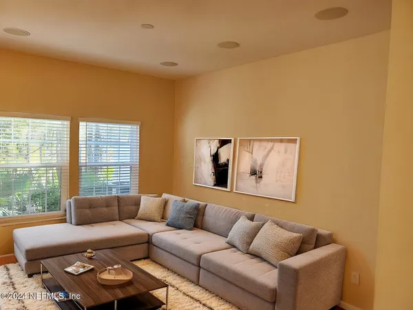 $1,550 | 1881 Biscayne Bay Circle, Jacksonville, FL 32218