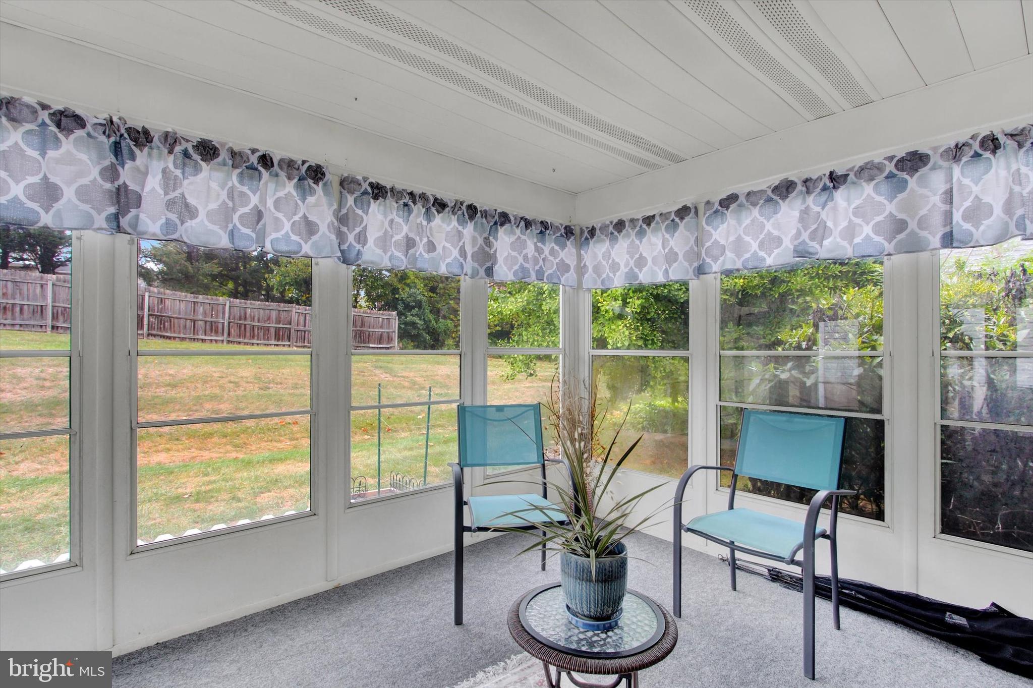 67 Hunters Trail Gettysburg, PA 17325 - Photo 23 of 30 a living room with furniture and a potted plant