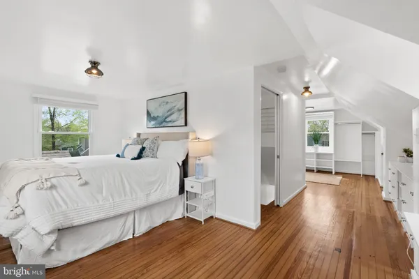 $739,000 | 6801 Duke Drive, Alexandria, VA 22307