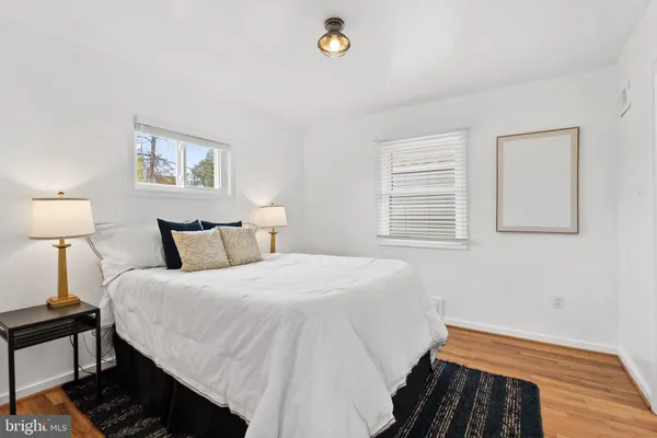 $739,000 | 6801 Duke Drive, Alexandria, VA 22307