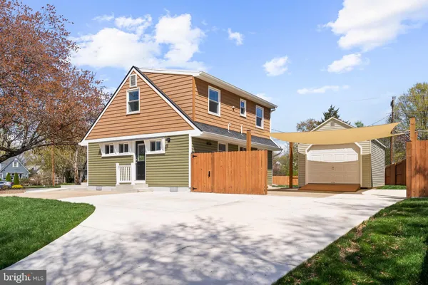 $739,000 | 6801 Duke Drive, Alexandria, VA 22307