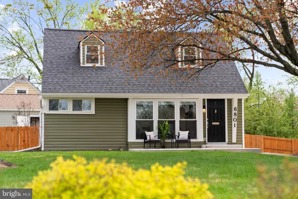 $739,000 | 6801 Duke Drive, Alexandria, VA 22307