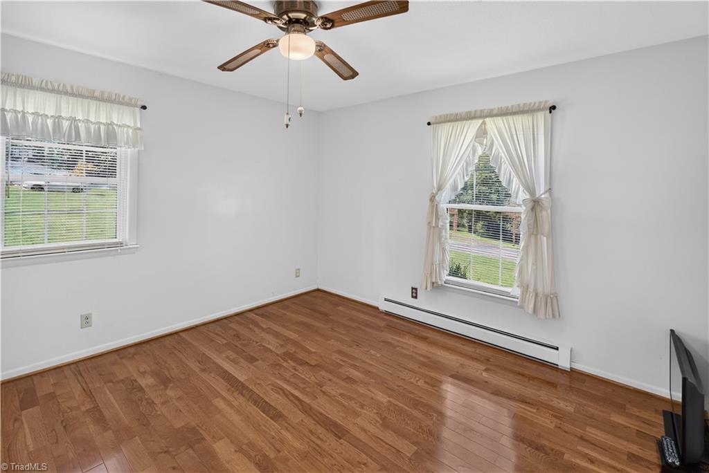 133 Burgundy Road Mount Airy, NC 27030 - Photo 21 of 32 Gallery Image 21