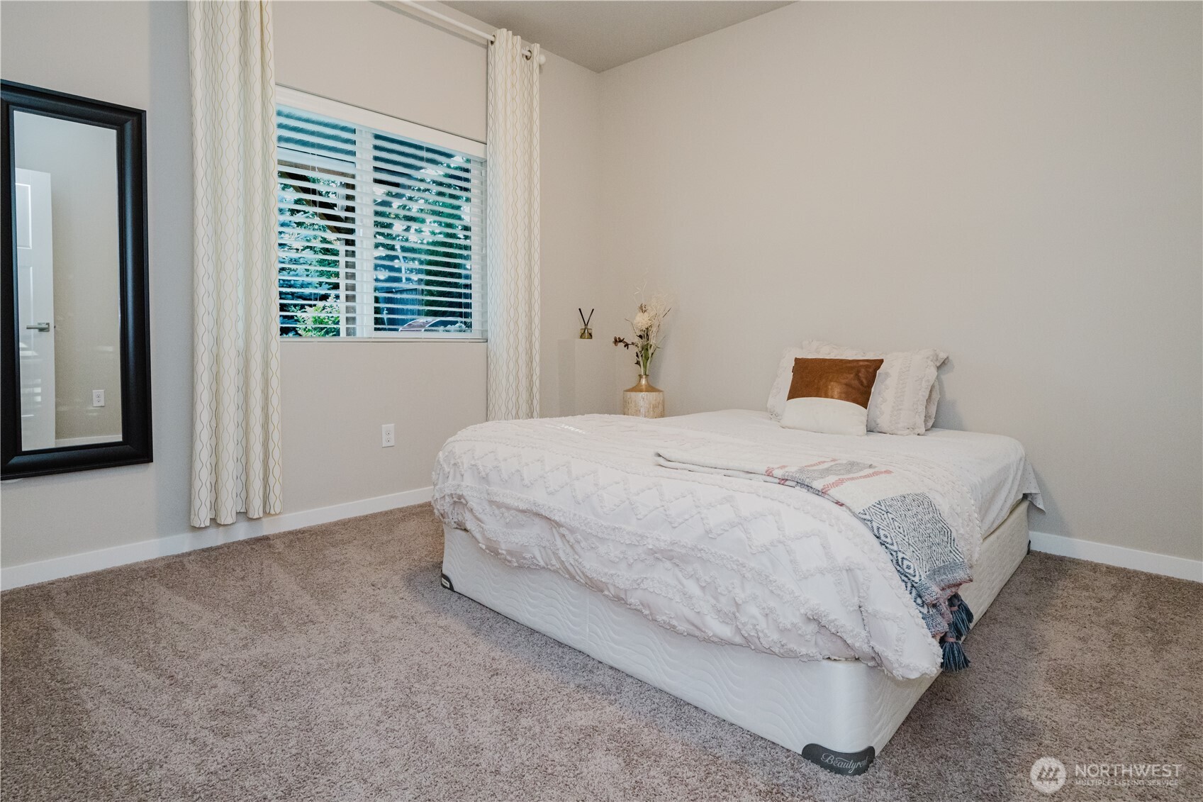 22716 41st Drive Southeast, Unit 41 Bothell, WA 98021 - Photo 30 of 40 Gallery Image 30