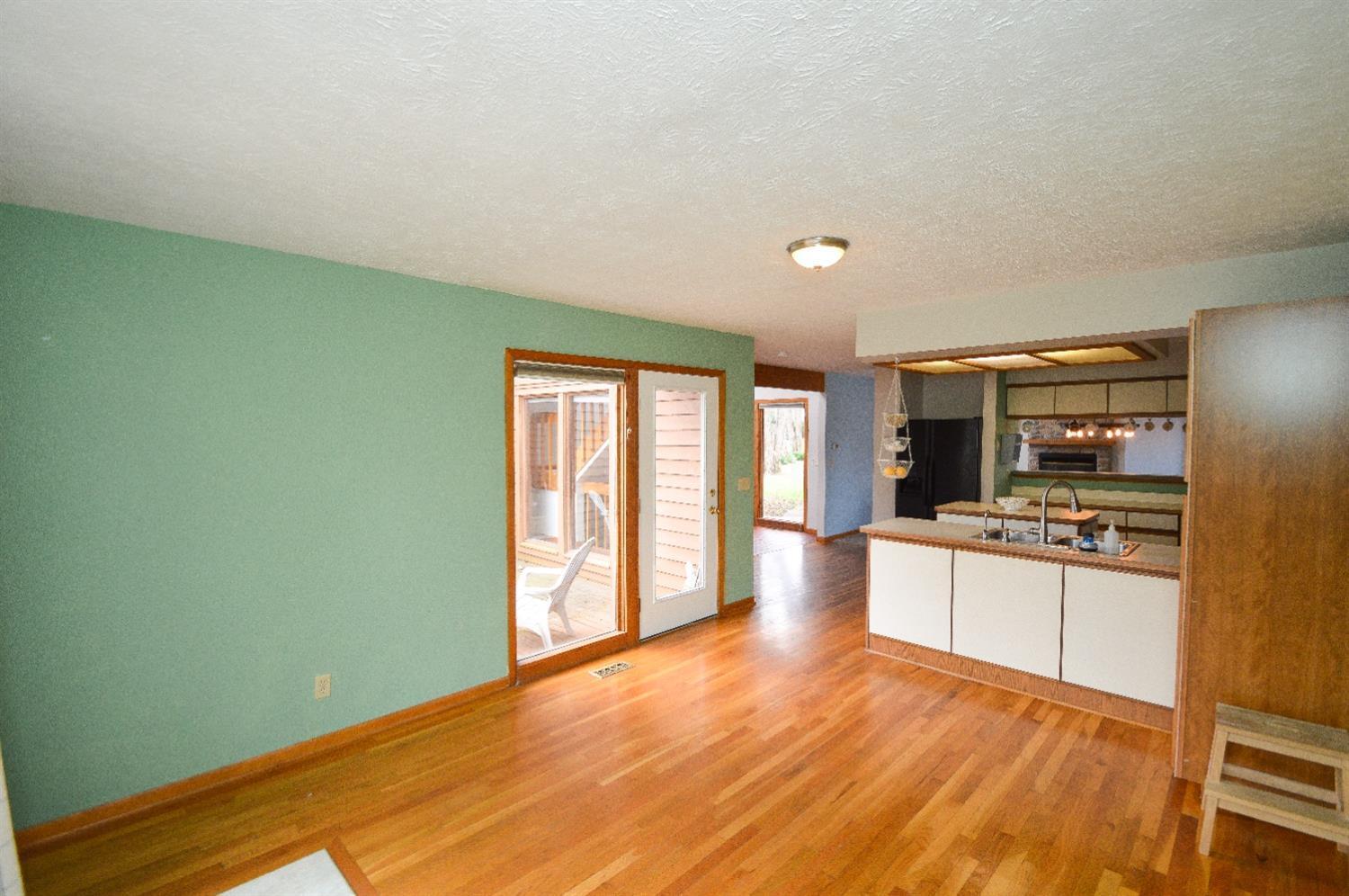 8290 Dimmick Road West Chester, OH 45241 - Photo 9 of 33 Gallery Image 9