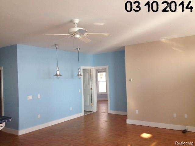 5055 Lakeshore Road Lexington, MI 48450 - Photo 8 of 22 dining area.jpg