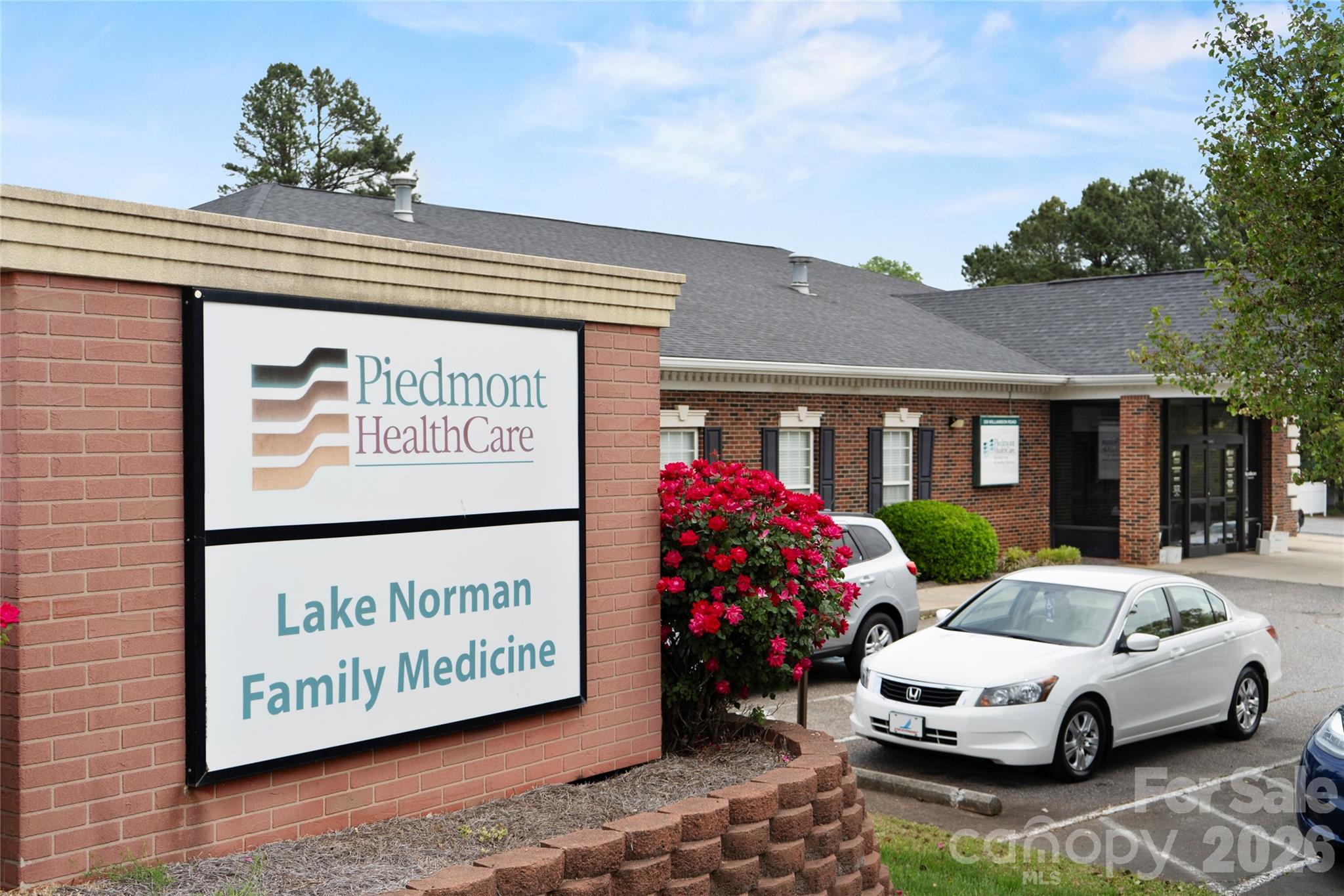 1099 Arundle Road Sherrills Ford, NC 28673 - Photo 38 of 40 a view of street with an outdoor seating