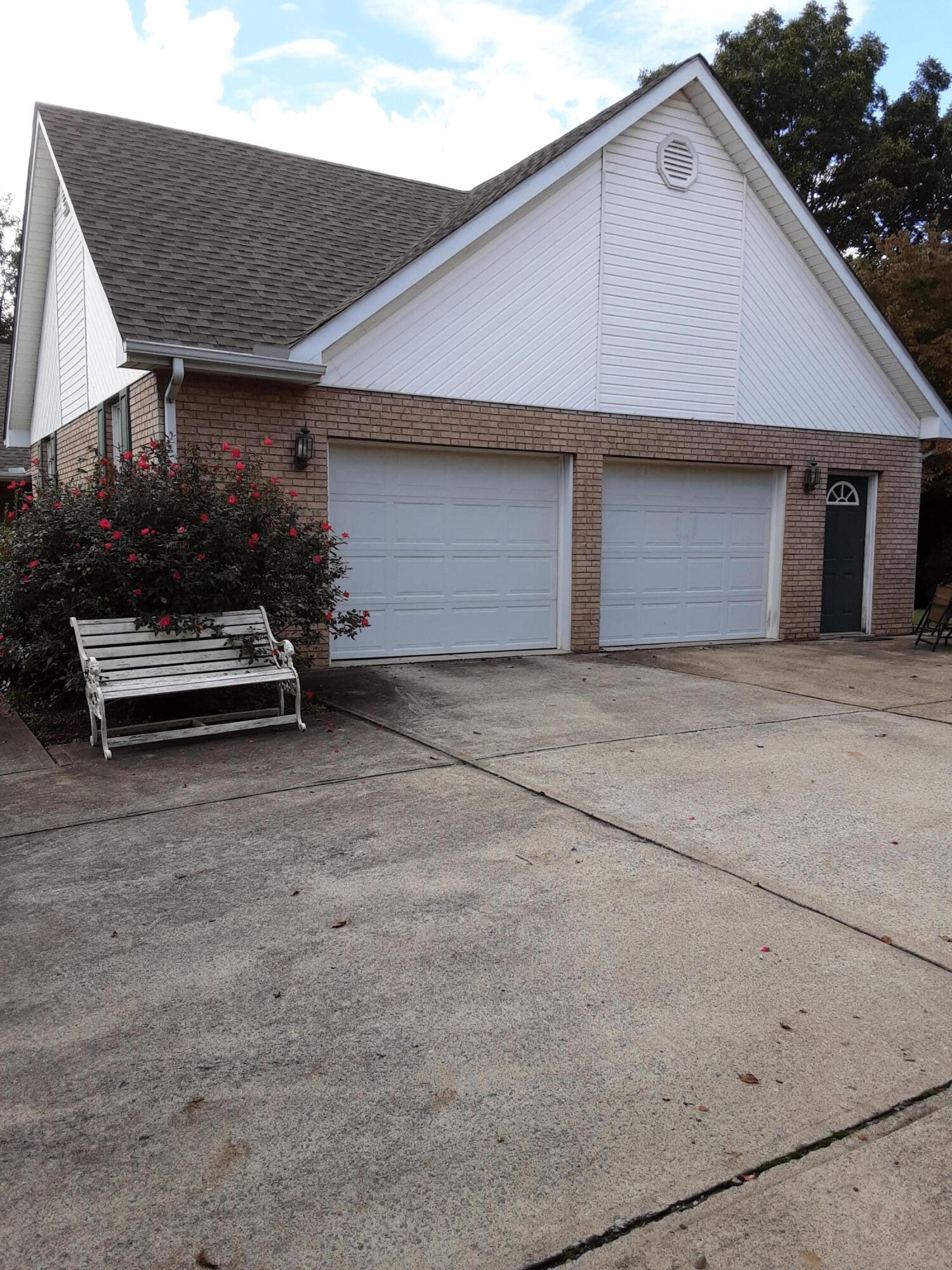 146 Old Decker Road Bronston, KY 42518 - Photo 12 of 50 20211007_152409