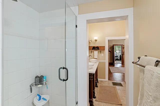 $575,000 | 1034 South Tesch Street, Bellville, TX 77418