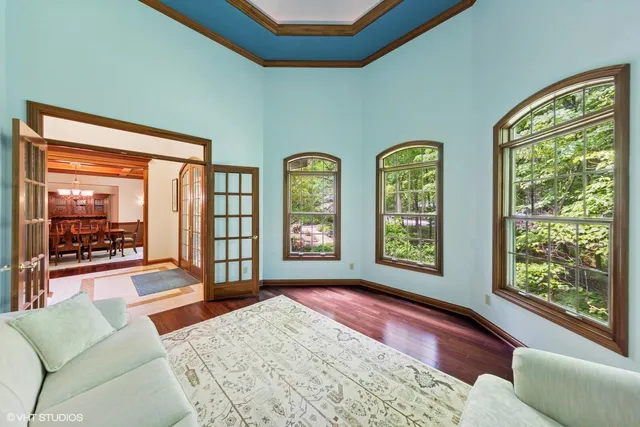 $1,250,000 | 222 Crabapple Lane, Valparaiso, IN 46383