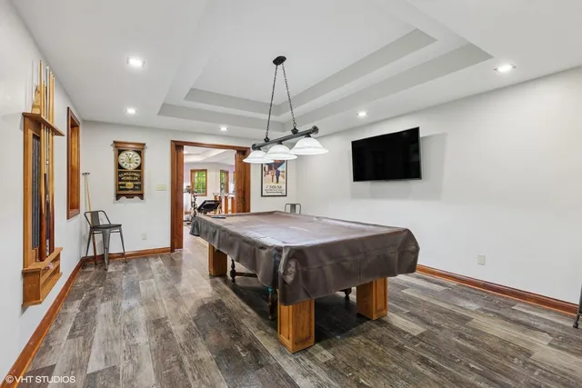 $1,250,000 | 222 Crabapple Lane, Valparaiso, IN 46383