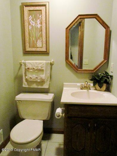 3044 Hemlock Road Stroudsburg, PA 18360 - Photo 17 of 35 Lav