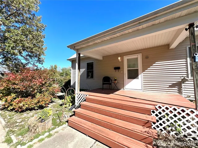 $238,000 | 508 East Wood Street, Hillsboro, IL 62049