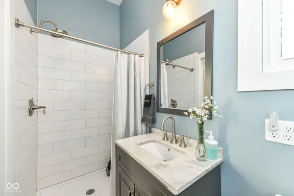 $2,000 | 1244 South Talbott Street, Indianapolis, IN 46225