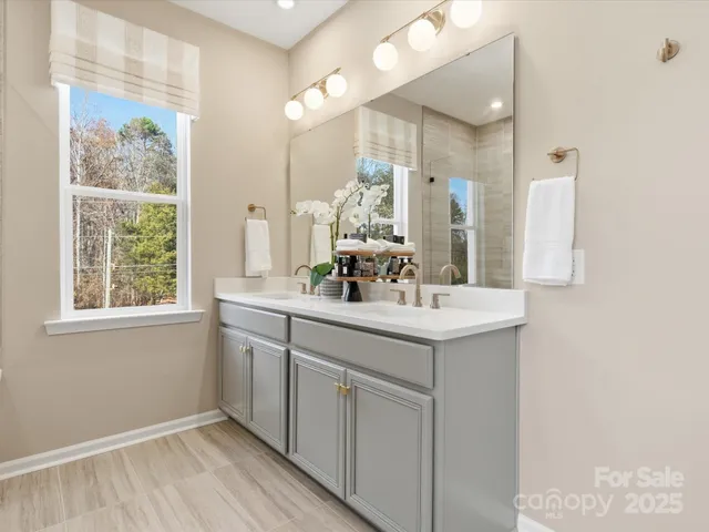 $389,664 | 8434 Discovery Lane, Charlotte, NC 28216