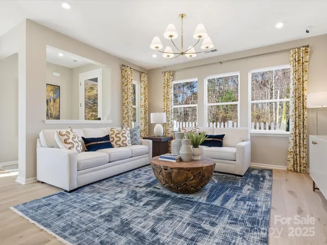 $389,664 | 8434 Discovery Lane, Charlotte, NC 28216