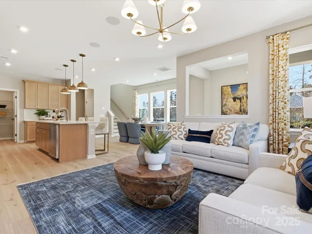 $389,664 | 8434 Discovery Lane, Charlotte, NC 28216