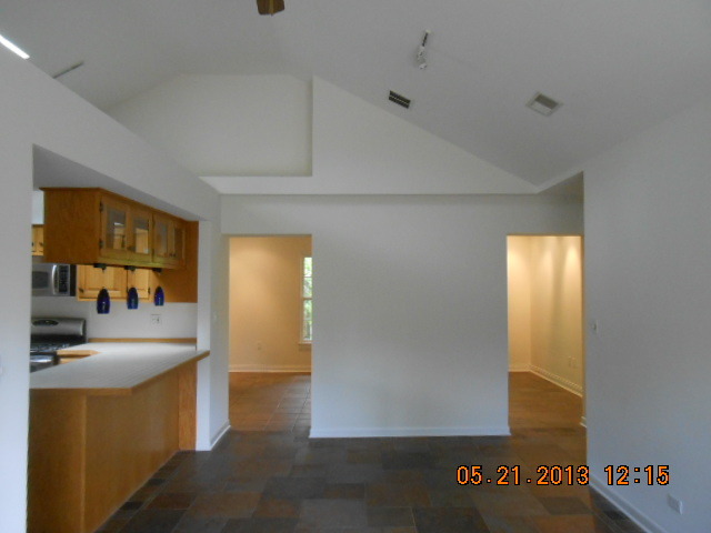 1512 Daly Road Wheaton, IL 60187 - Photo 16 of 20 a view interior of a house