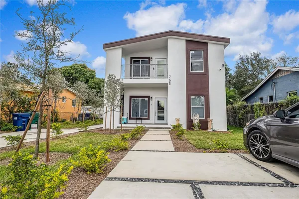 $2,900 | 763 Northwest 80th Street, Unit B, Miami, FL 33150