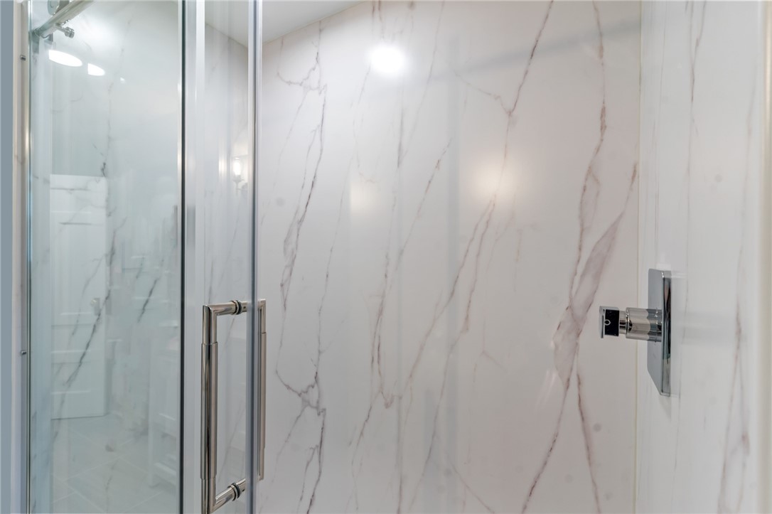 19 Cross Street Newport, RI 02840 - Photo 26 of 42