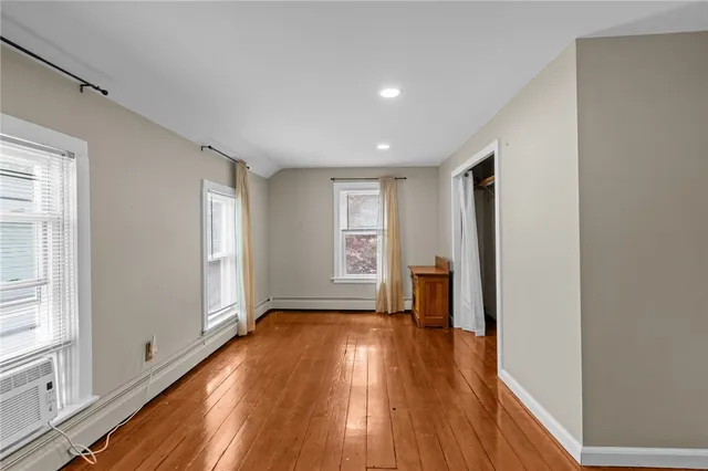 $3,100 | 19 Cross Street, Newport, RI 02840