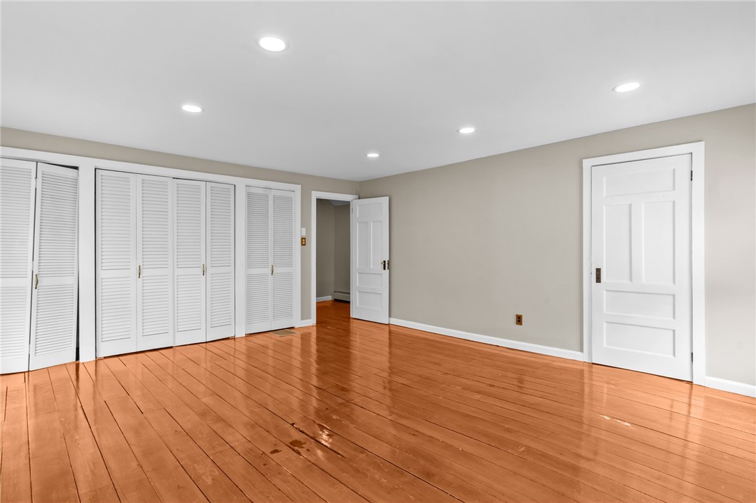 19 Cross Street Newport, RI 02840 - Photo 36 of 42