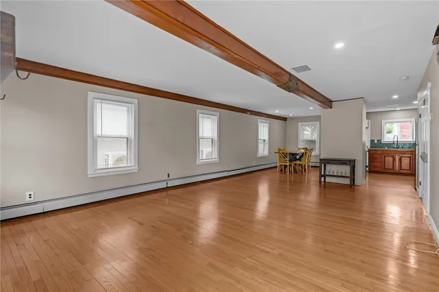 $3,100 | 19 Cross Street, Newport, RI 02840