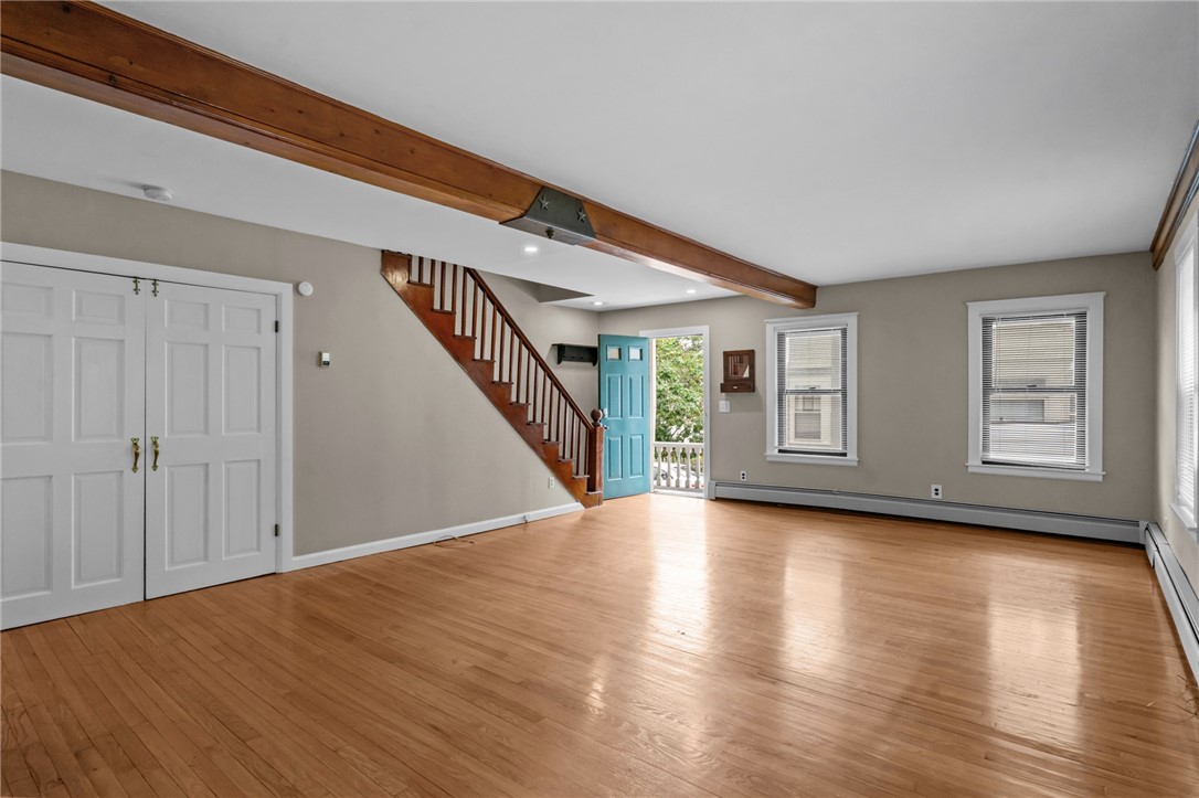 19 Cross Street Newport, RI 02840 - Photo 9 of 42