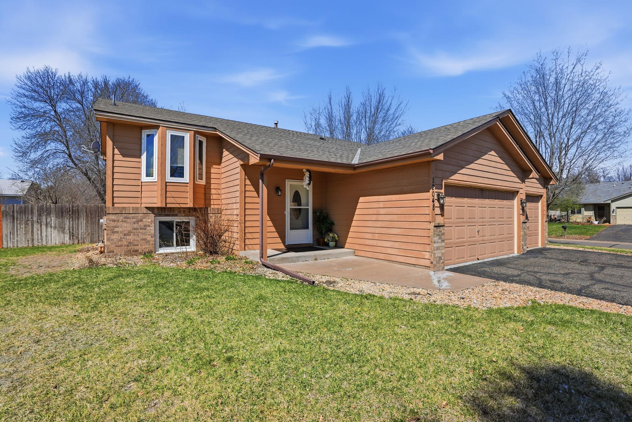 12048 Zea Street Northwest Coon Rapids, MN 55433 - Photo 1 of 30