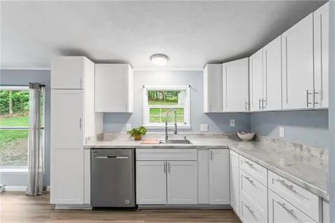 $265,000 | 107 Erbes Lane, Mars, PA 16046