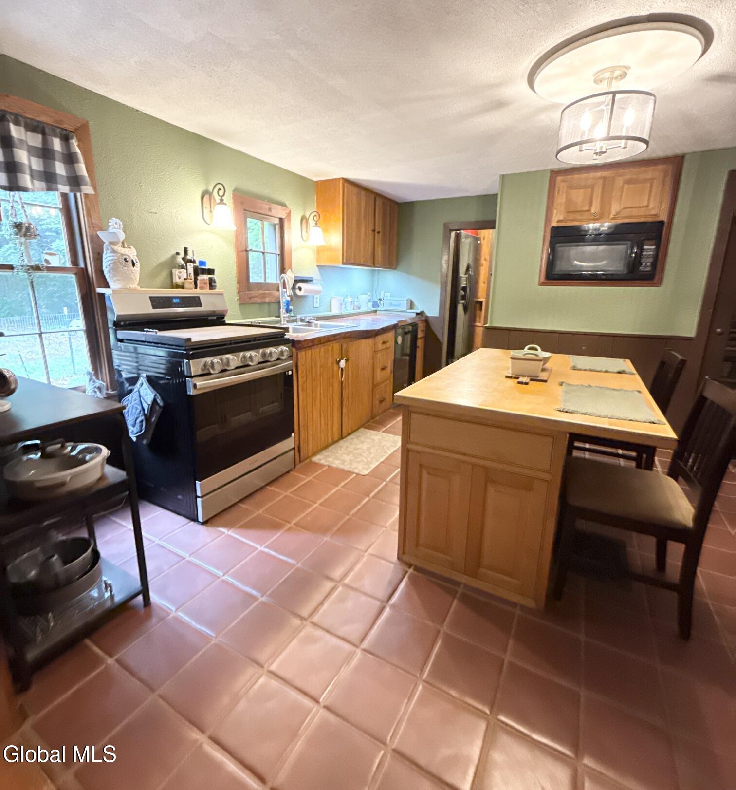 59 Hadlock Pond Road Fort Ann, NY 12827 - Photo 8 of 34 DJI_20260606_100745_299