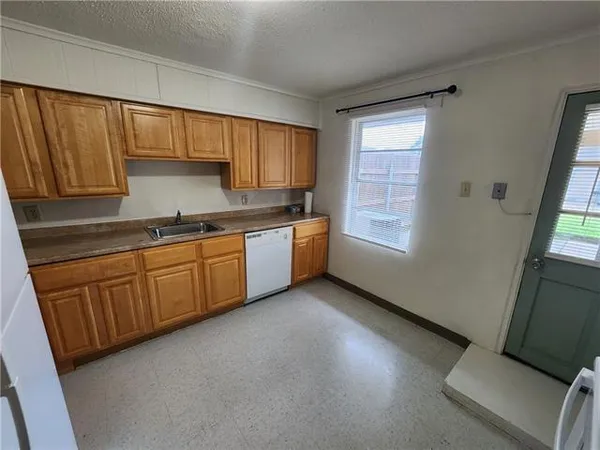$494,900 | 118-120 East 3rd Street, Belle Chasse, LA 70037