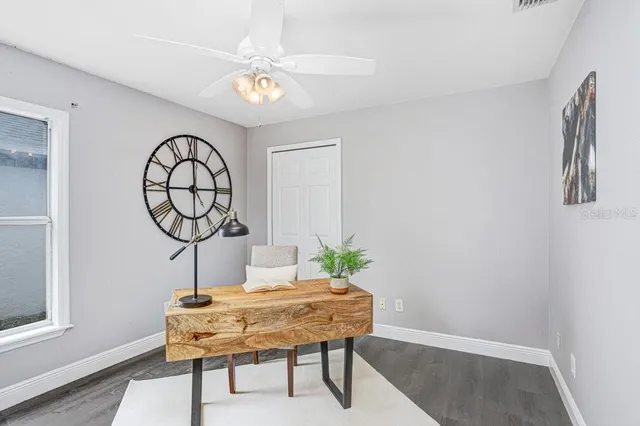 $295,000 | 807 Cape Cod Circle, Valrico, FL 33594