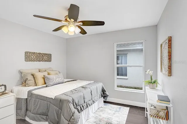 $295,000 | 807 Cape Cod Circle, Valrico, FL 33594