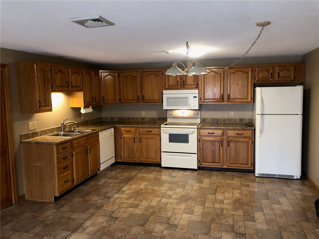 78 St Joseph Street, Unit 6 Woonsocket, RI 02895 - Photo 2 of 12 Gallery Image 2