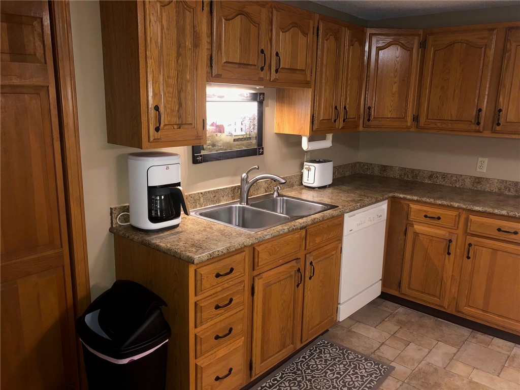 78 St Joseph Street, Unit 6 Woonsocket, RI 02895 - Photo 3 of 12 Gallery Image 3