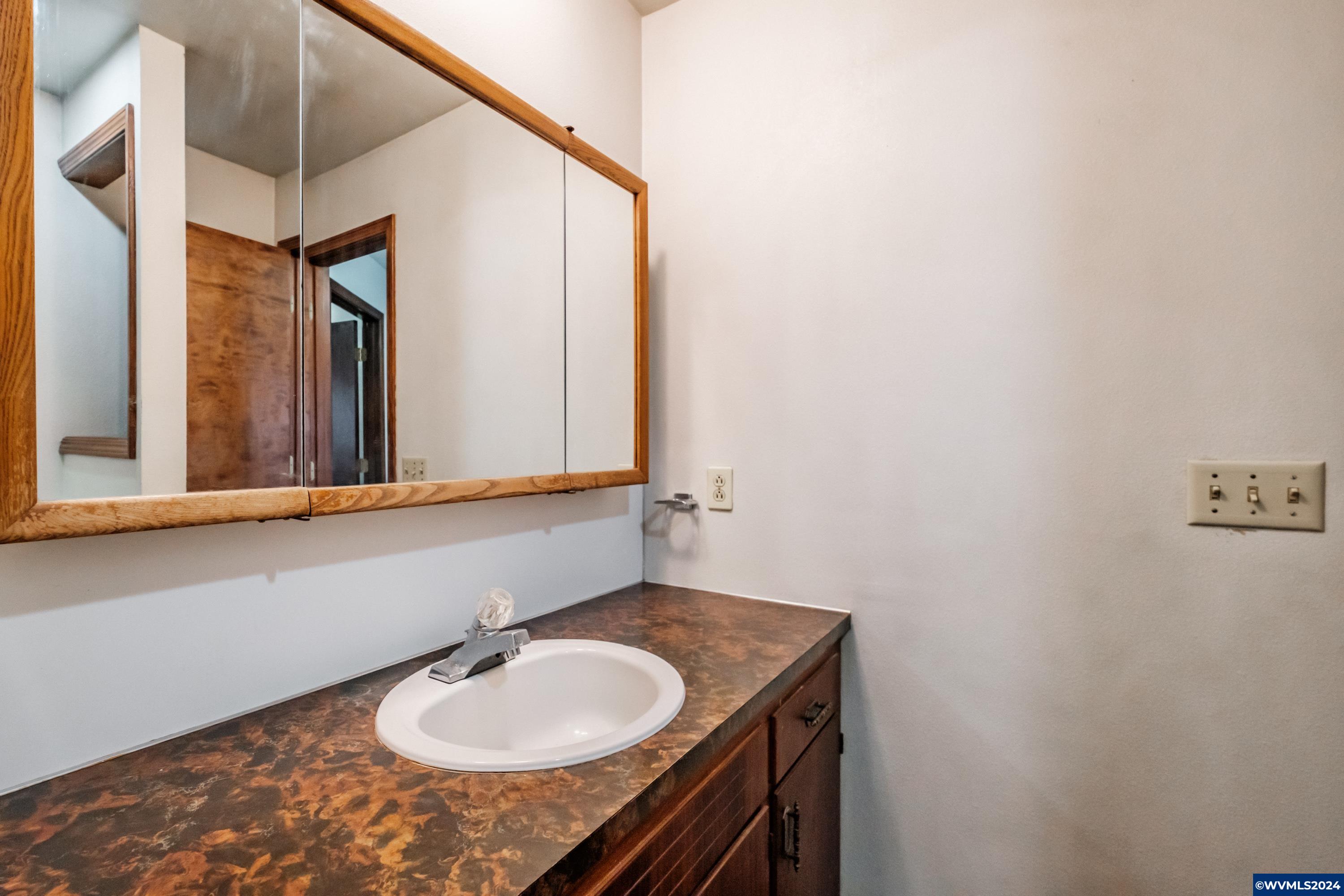 286 9th Street Lyons, OR 97358 - Photo 28 of 42 Gallery Image 28