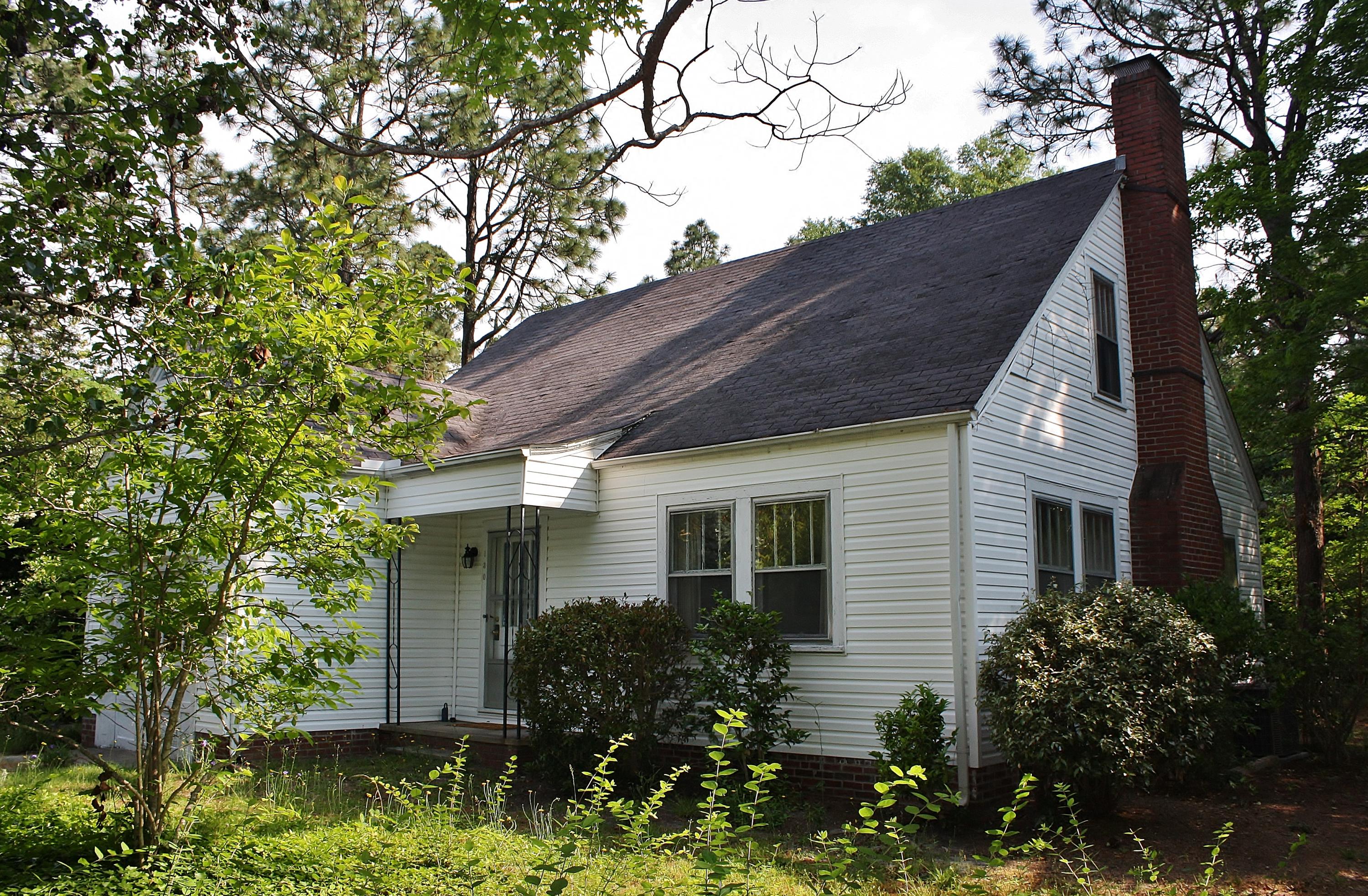 130 Short Road Pinehurst, NC 28374 - Photo 5 of 39 IMG_0379