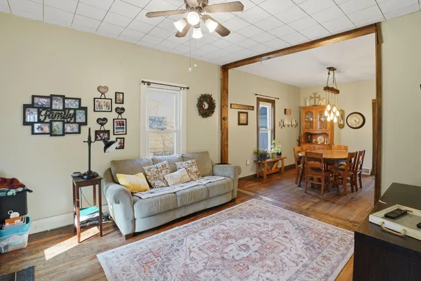 $184,900 | 330 Cleveland Street, Nashville, MI 49073