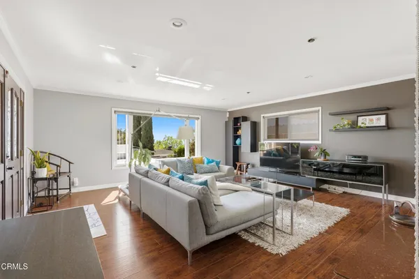 $1,428,000 | 809 Skyland Drive, Sierra Madre, CA 91024