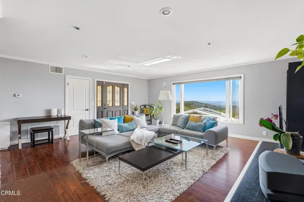 $1,428,000 | 809 Skyland Drive, Sierra Madre, CA 91024
