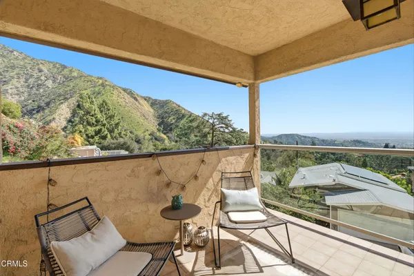 $1,428,000 | 809 Skyland Drive, Sierra Madre, CA 91024