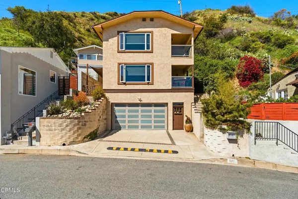 $1,428,000 | 809 Skyland Drive, Sierra Madre, CA 91024