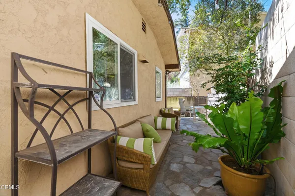 $1,428,000 | 809 Skyland Drive, Sierra Madre, CA 91024